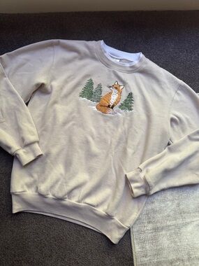 Morning Sun Women’s Beige Pullover Sweater Embroidered Fox Sweatshirt S